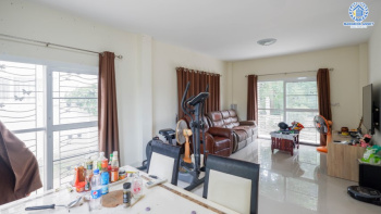 *****บ้านเดี่ยวมือสองสไตล์โมเดิร์น ม.ลลิลอินเดอะพาร์ค บางใหญ่-กาญจนาภิเษก ต่อเติมเต็มทั้งหลัง พร้อมอยู่ตอบโจทย์ทุกฟังก์ชัน เนื้อที่ 64.3 ตร.ว. ฟังก์ชัน 3 ห้องนอน 3 ห้องน้ำ 2 ที่จอดรถ บนทำเลดี เดินทางสะดวก ใกล้เซ็นทรัลเวสต์เกต และใกล้ทางด่วน "กาญจนาภิเษก" เพียง 5 นาทีถึงรถไฟฟ้าสายสีม่วง "สถานีตลาดบางใหญ่"